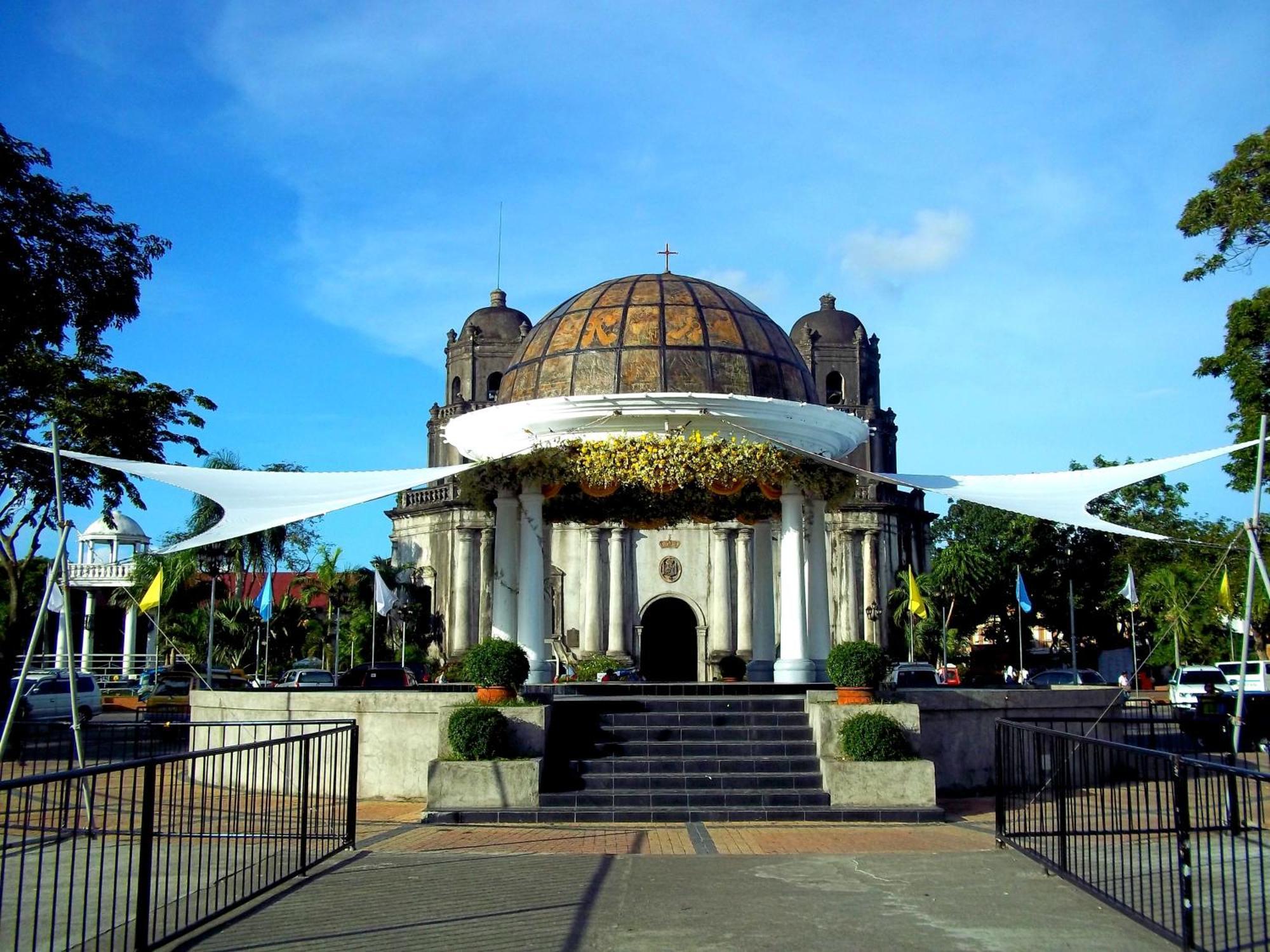 Reddoorz At Sta Cruz Naga City Eksteriør billede