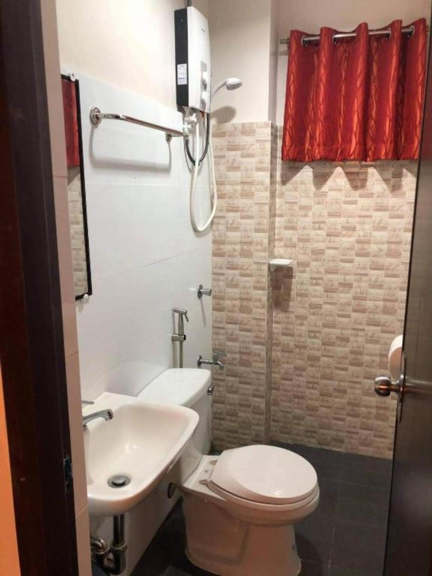 Reddoorz At Sta Cruz Naga City Eksteriør billede
